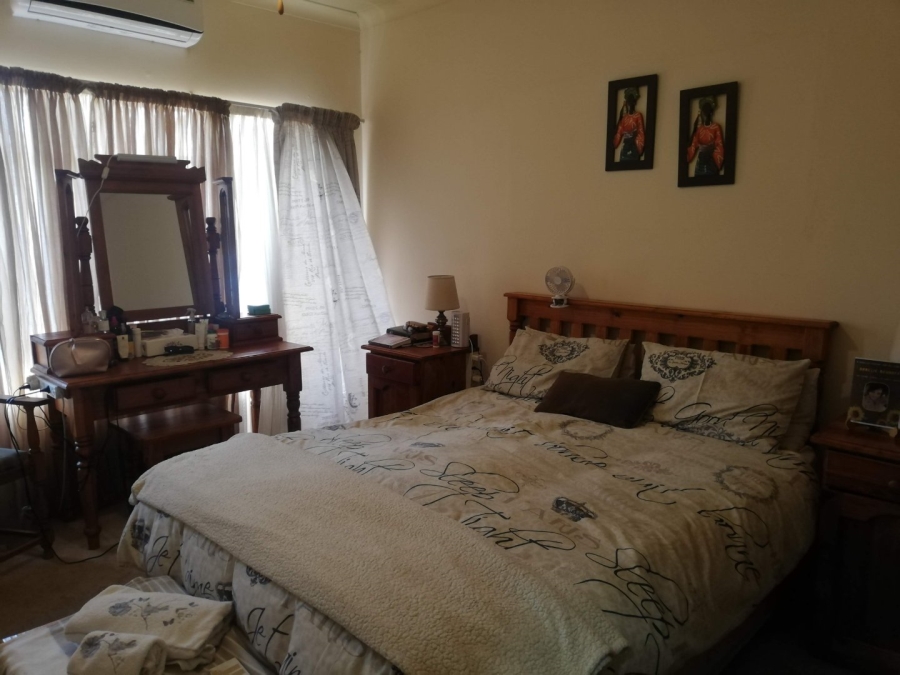 To Let 3 Bedroom Property for Rent in Flamwood North West